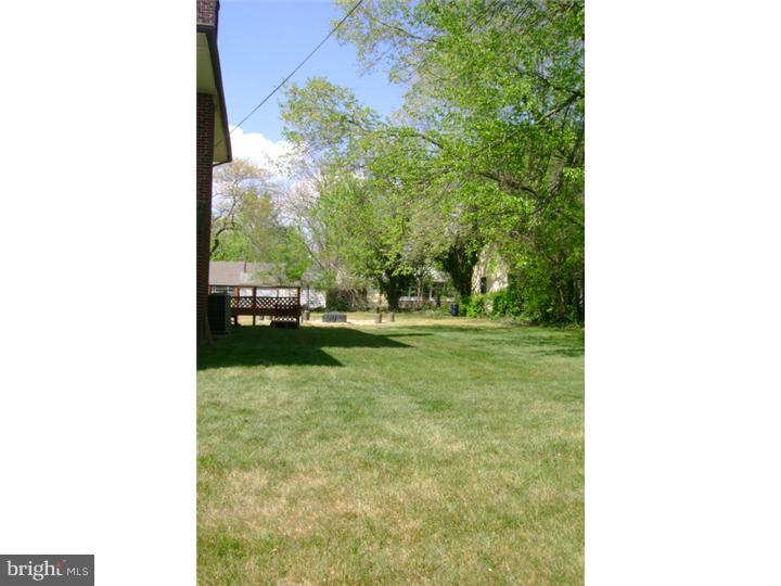 119 Oxford Road Cinnaminson, NJ 08077 - Photo 22 of 24 Gallery Image 22