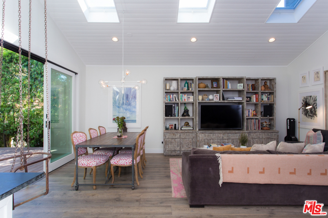 555 28th Avenue Venice, CA 90291 - Photo 14 of 35