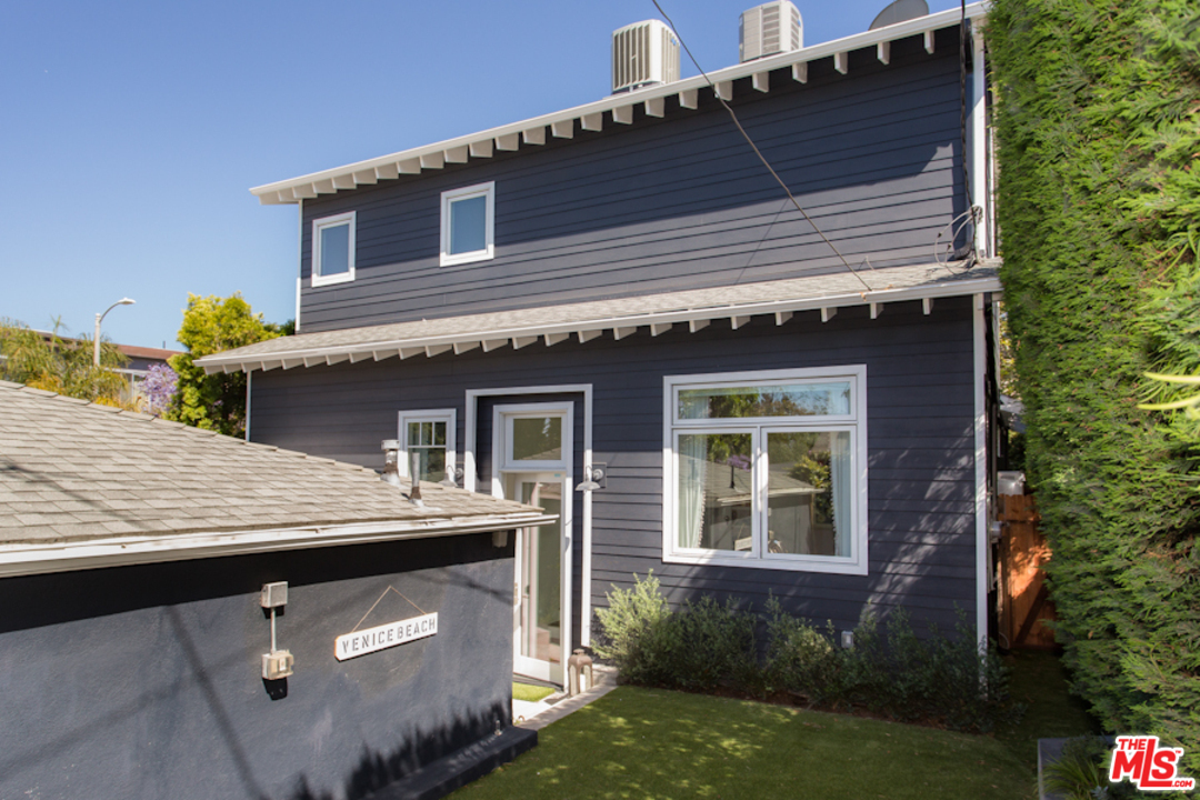 555 28th Avenue Venice, CA 90291 - Photo 32 of 35