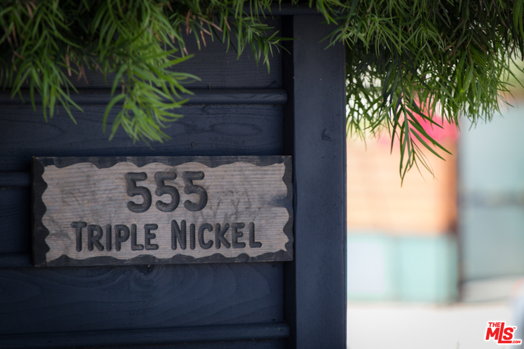 555 28th Avenue Venice, CA 90291 - Photo 5 of 35