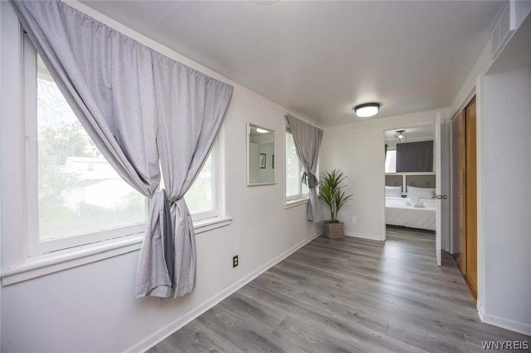 9326 Rivershore Drive Niagara Falls, NY 14304 - Photo 30 of 42