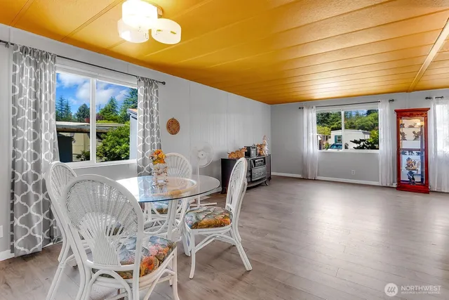 $135,000 | 11622 Silver Lake Road, Unit 54, Everett, WA 98208