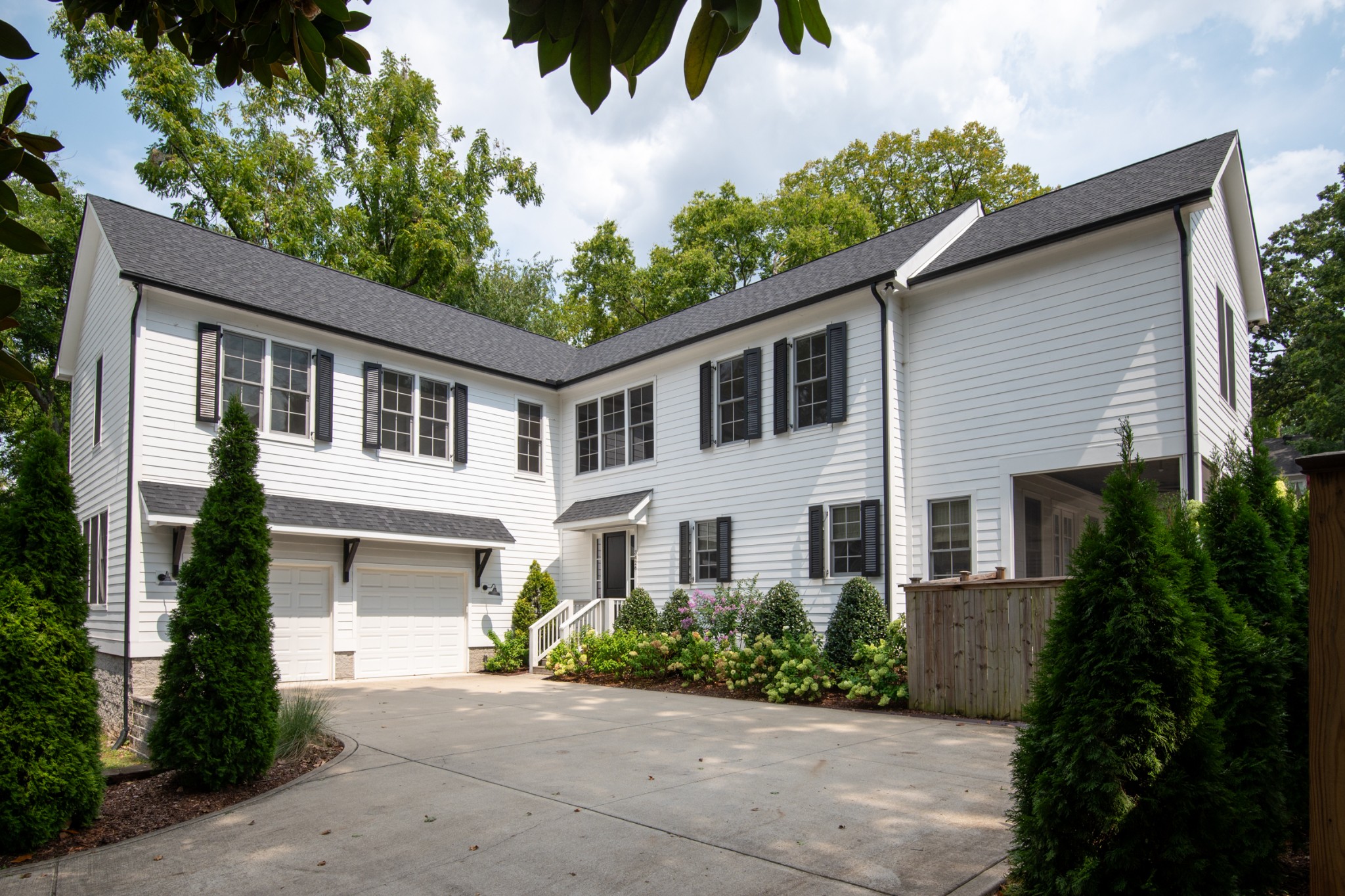 3426 Springbrook Drive Nashville, TN 37204 - Photo 2 of 40