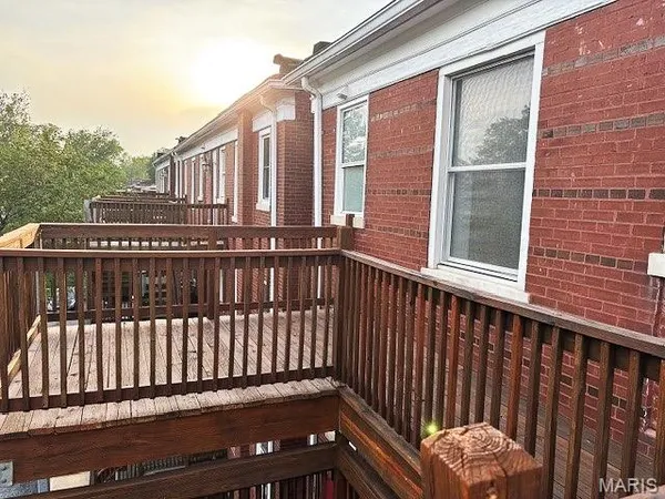 $149,000 | 6114 Washington Boulevard, Unit 302, St. Louis, MO 63112