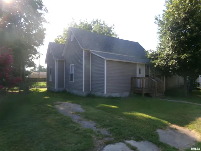 $115,000 | 517 North 12th Street, Herrin, IL 62948