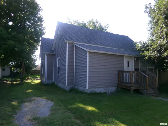 $115,000 | 517 North 12th Street, Herrin, IL 62948