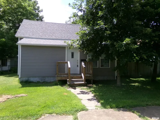 $115,000 | 517 North 12th Street, Herrin, IL 62948