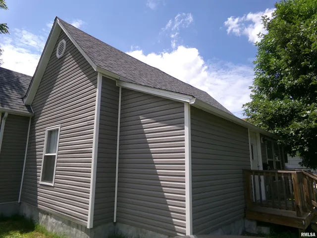 $115,000 | 517 North 12th Street, Herrin, IL 62948