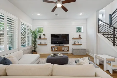$799,900 | 9175 Rock Daisy Court, Dallas, TX 75231