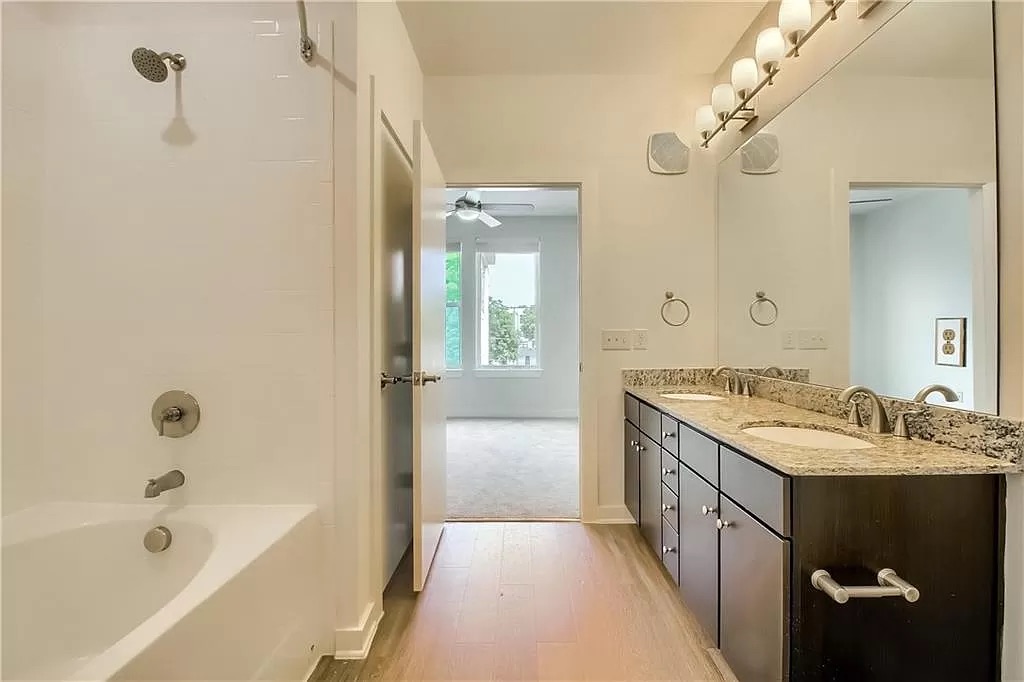 1900 Barton Springs Road, Unit 5029 Austin, TX 78704 - Photo 17 of 28