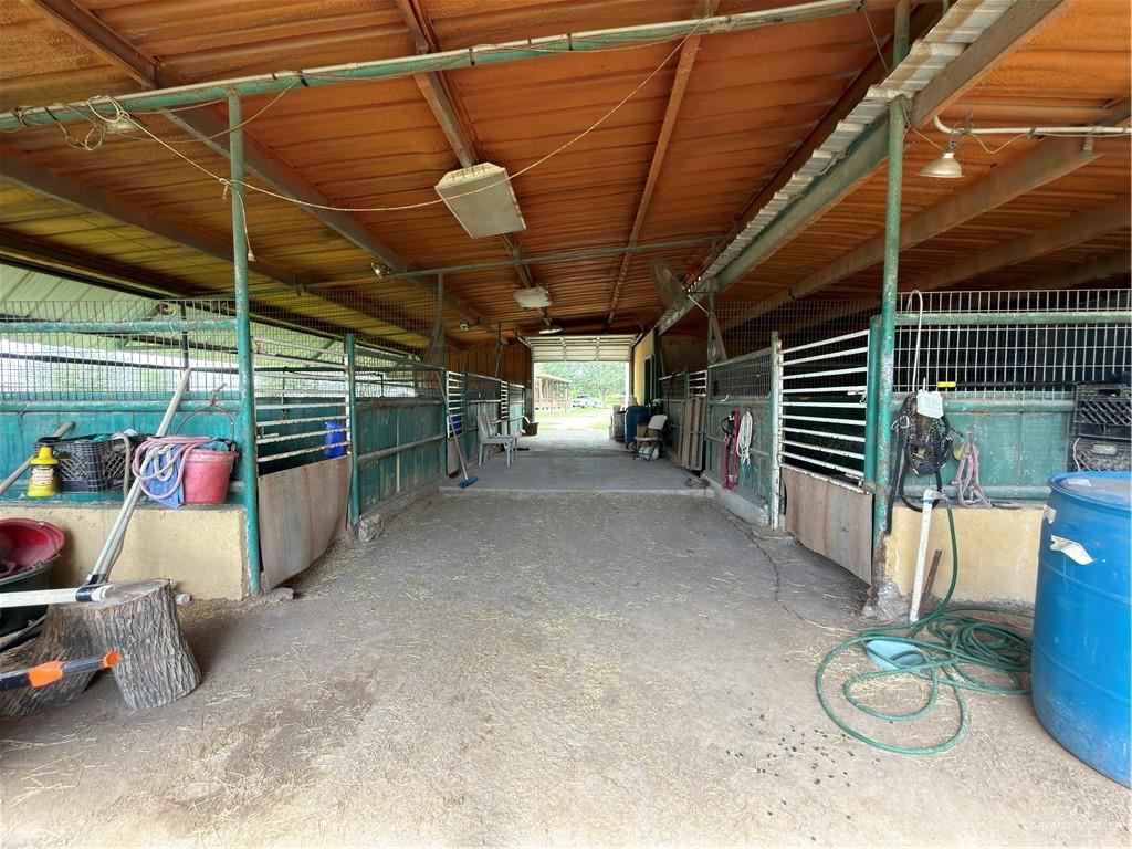 9510 Texan Road Mission, TX 78574 - Photo 28 of 43
