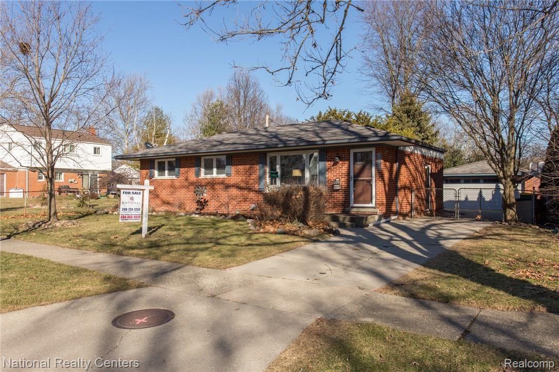 23454 Tuck Road Farmington, MI 48336 - Photo 2 of 30 01_Tuck.jpg