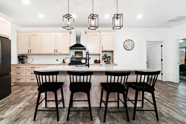 $439,000 | 221 Private Road, Sumner, TX 75486
