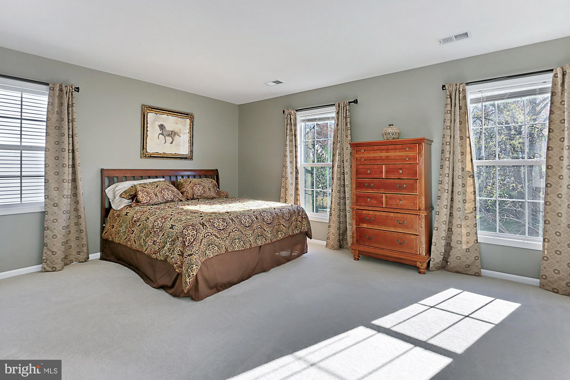 9496 Harrowhill Lane Burke, VA 22015 - Photo 27 of 55