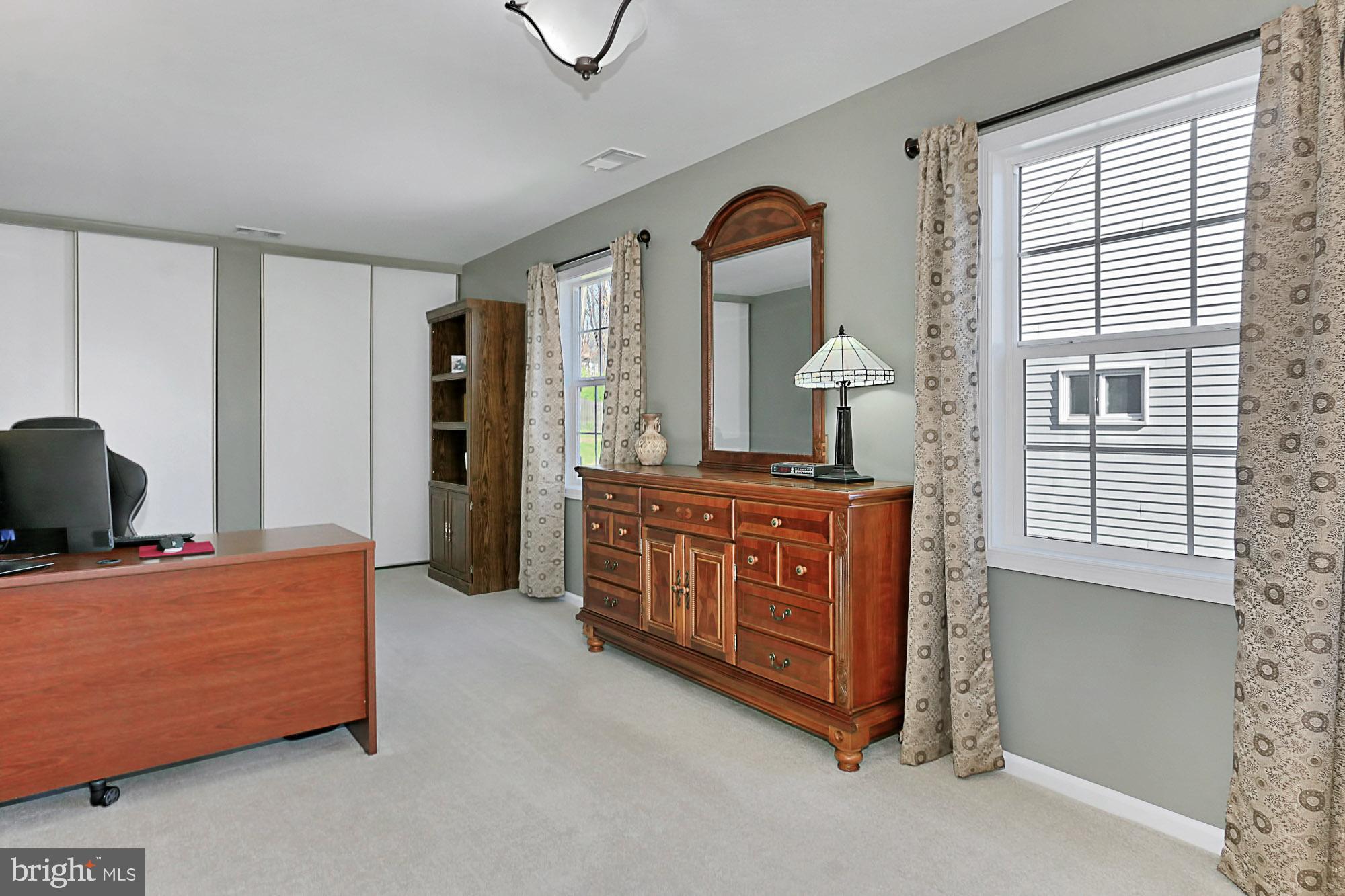 9496 Harrowhill Lane Burke, VA 22015 - Photo 30 of 55