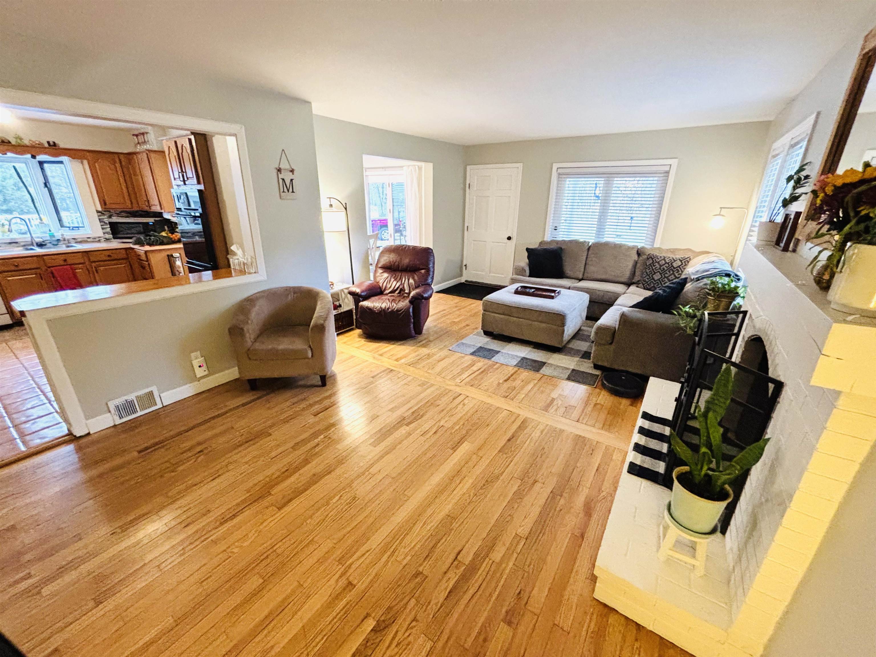 2763 Lauria Road Kawkawlin, MI 48631 - Photo 9 of 38