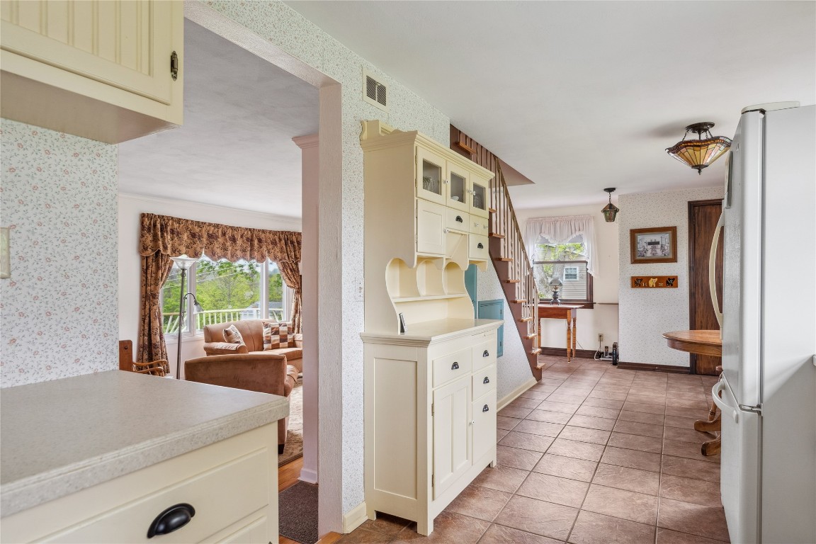 62 Palmer Road Binghamton, NY 13901 - Photo 7 of 36