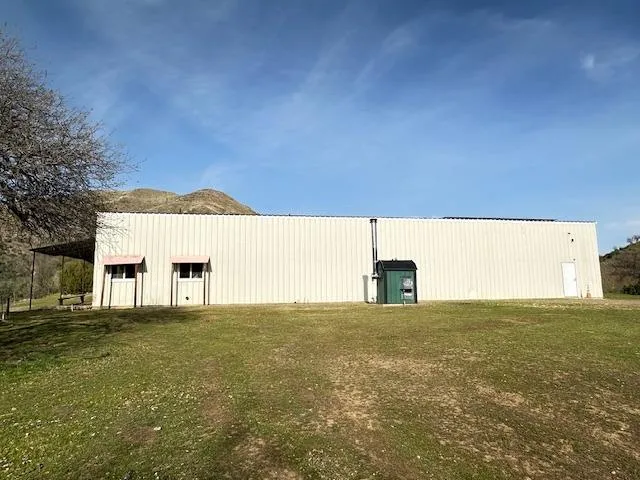 a view of a outdoor space with a street