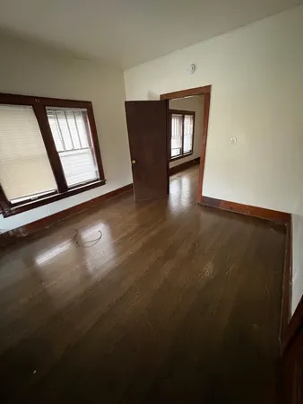 $1,800 | 83 West 15th Street, Unit 2, Chicago Heights, IL 60411