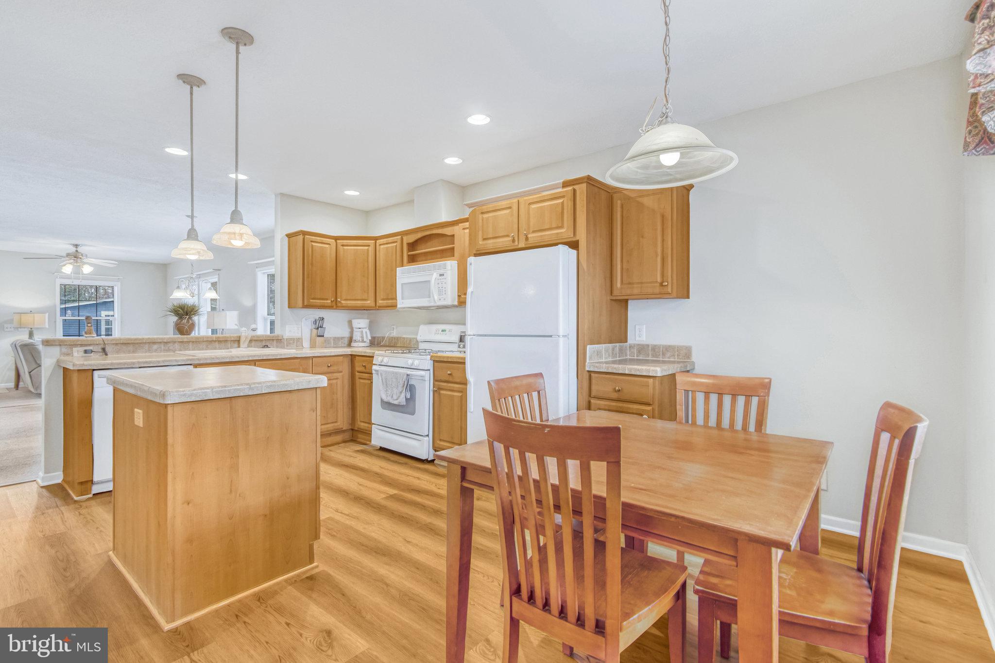 14504 Trans World Avenue Chantilly, VA 20151 - Photo 10 of 34 Eating area off of the kitchen