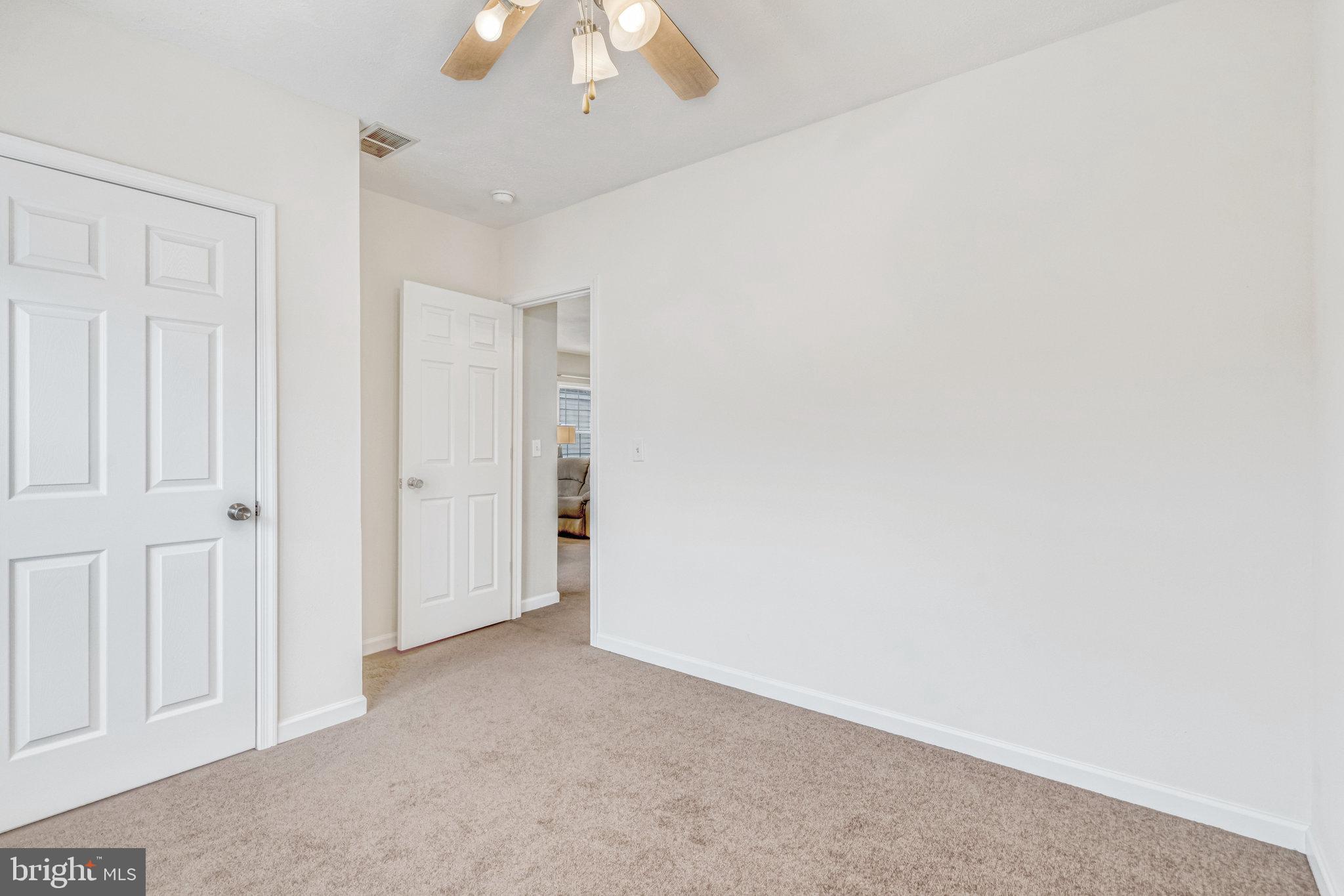 14504 Trans World Avenue Chantilly, VA 20151 - Photo 21 of 34 Bedroom 2