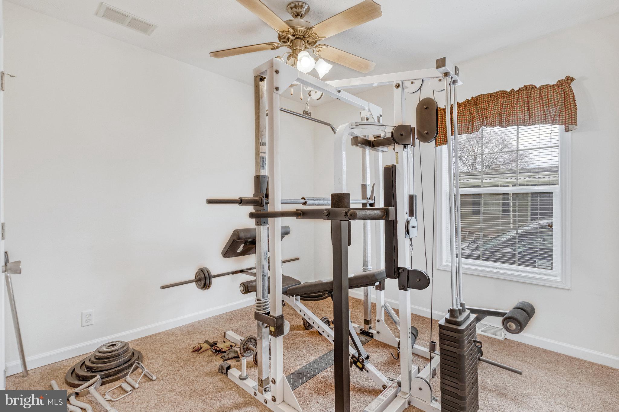 14504 Trans World Avenue Chantilly, VA 20151 - Photo 23 of 34 Bedroom 3