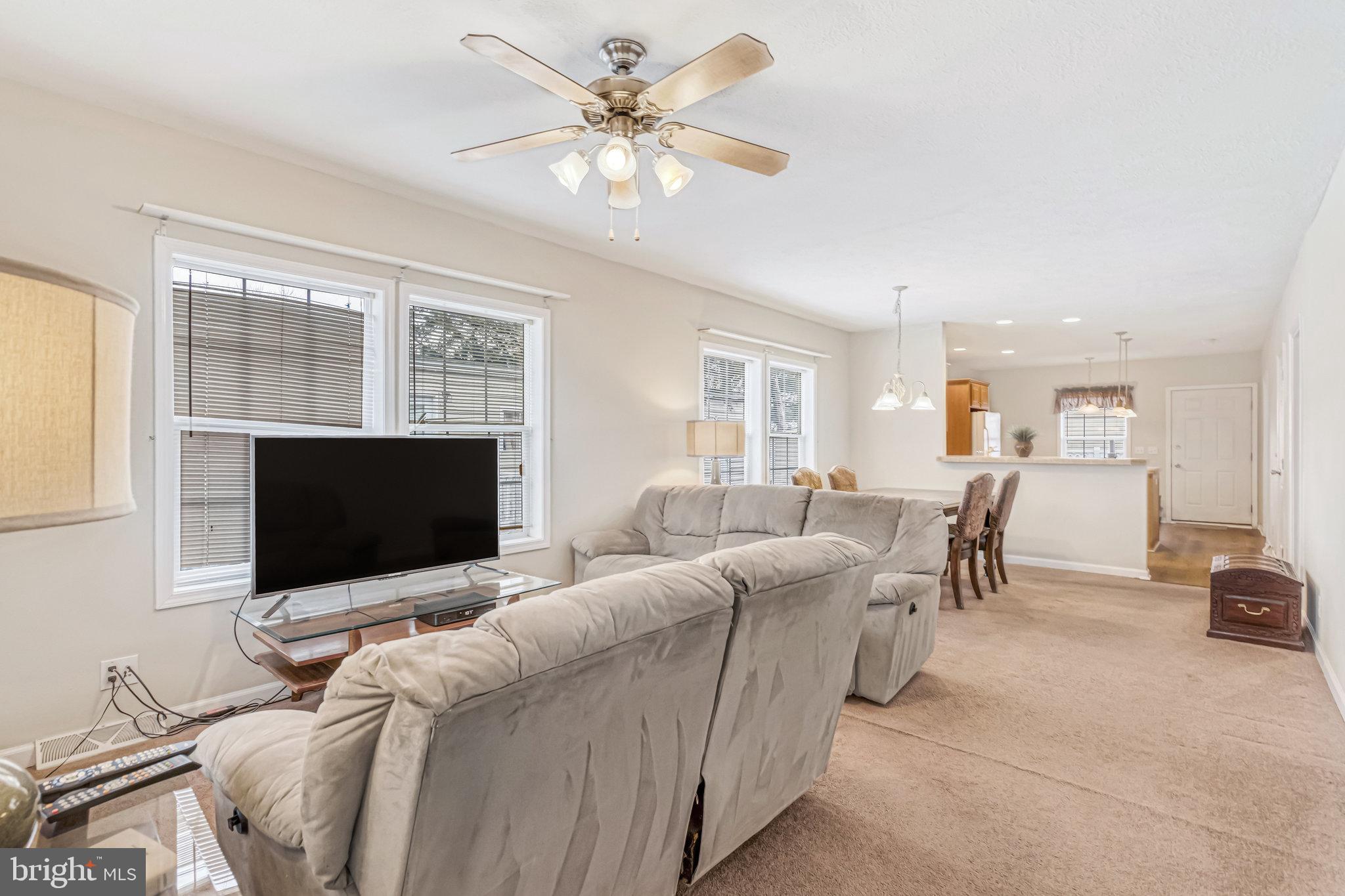 14504 Trans World Avenue Chantilly, VA 20151 - Photo 4 of 34 Living room with ceiling fan