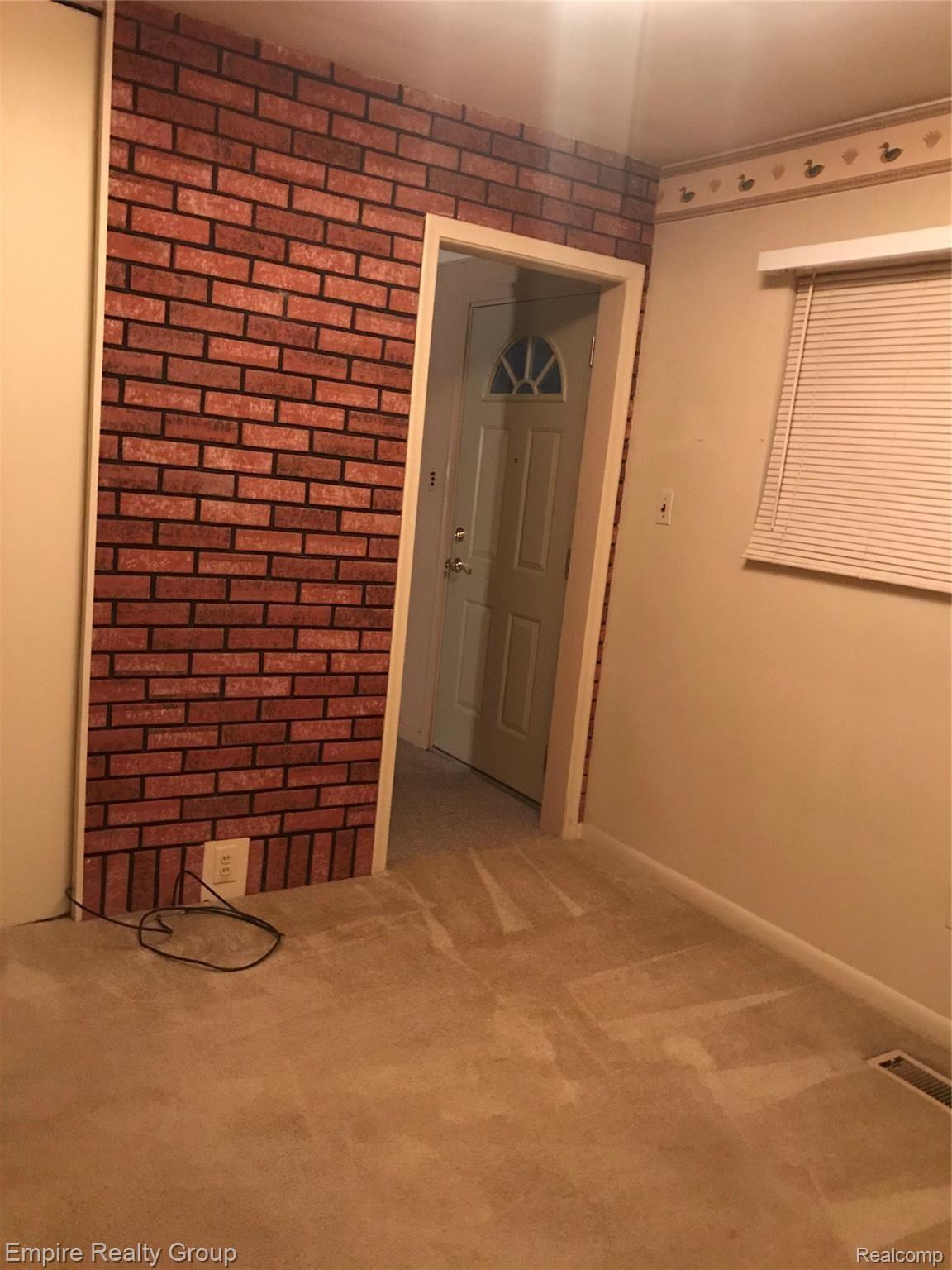 26944 Ford Road Dearborn Heights, MI 48127 - Photo 20 of 49 CD88DBEC-8E5A-44C1-AA0E-B58B25854FC4.jpeg