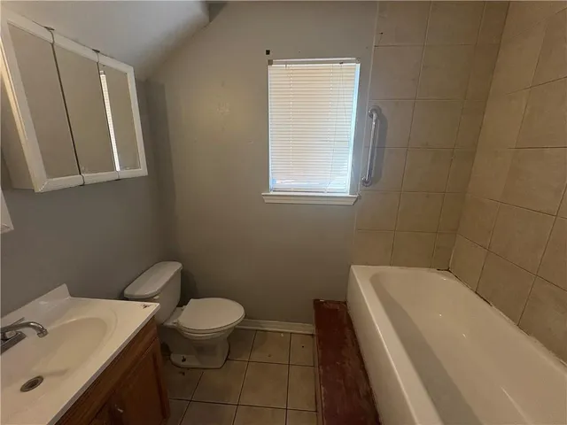 $950 | 312 West Liberaux Street, Unit A, Chalmette, LA 70043