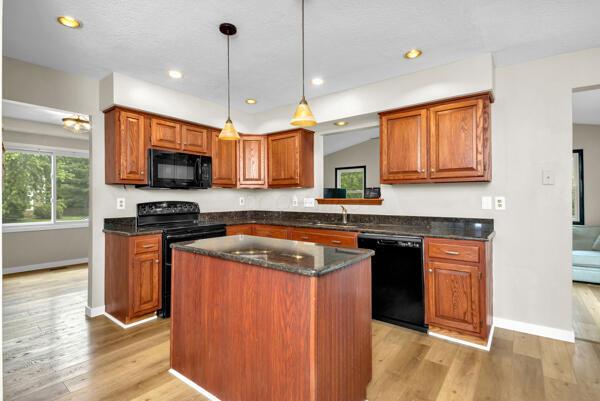 323 Village Ridge Drive Powell, OH 43065 - Photo 7 of 47
