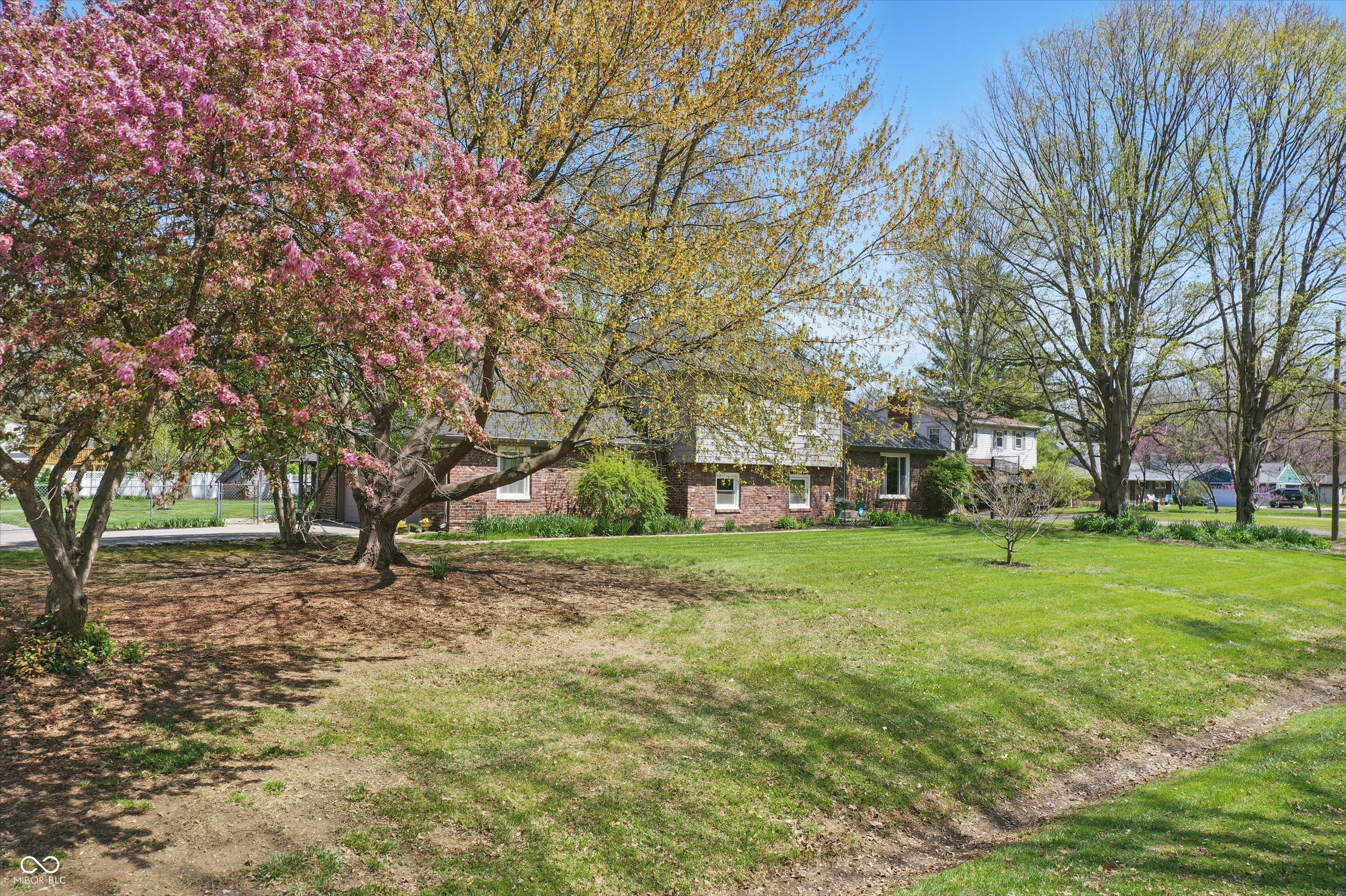 4337 Lincoln Road Indianapolis, IN 46228 - Photo 33 of 46 Gallery Image 33