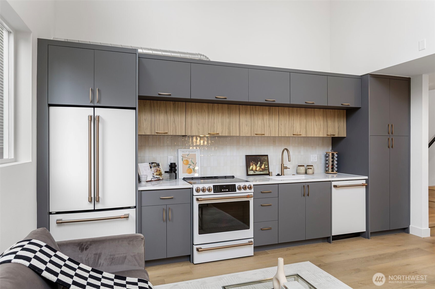 6318 41st Avenue Southwest, Unit F Seattle, WA 98136 - Photo 12 of 28 Gallery Image 12