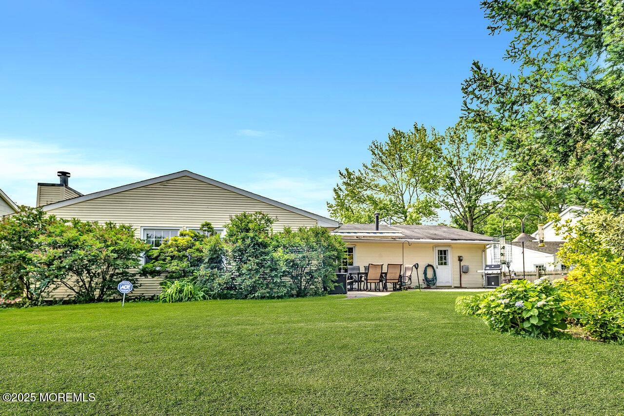 153 Lloyd Road Matawan, NJ 07747 - Photo 36 of 38 036_dsc0732_184