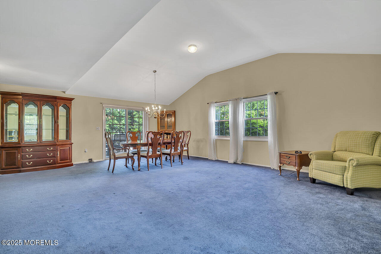 153 Lloyd Road Matawan, NJ 07747 - Photo 8 of 38 008_dsc0642_769