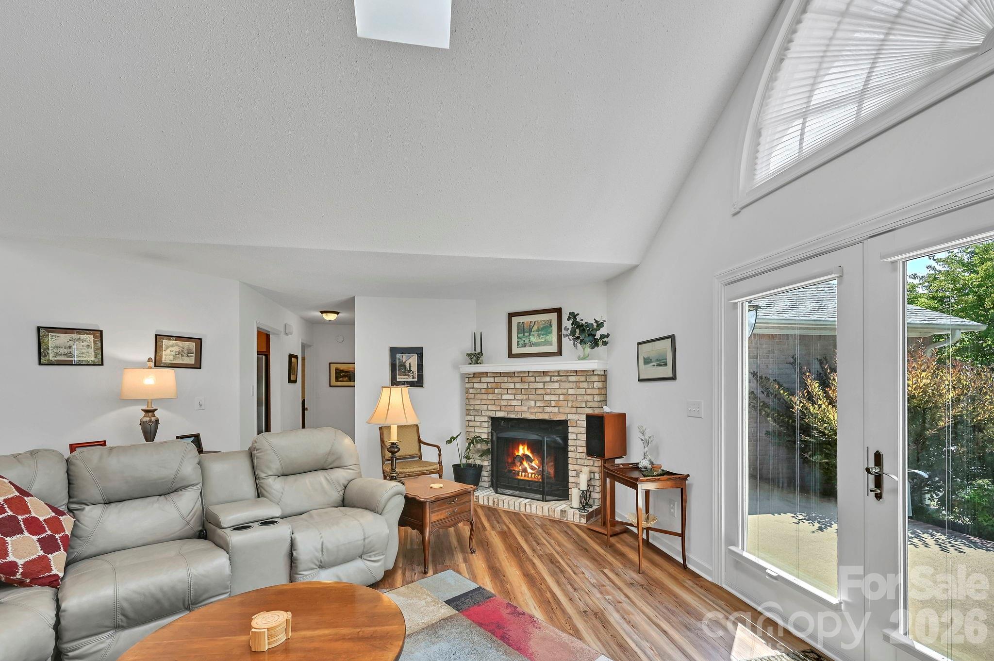 4311 Cove Loop Road Hendersonville, NC 28739 - Photo 11 of 47 Gallery Image 11