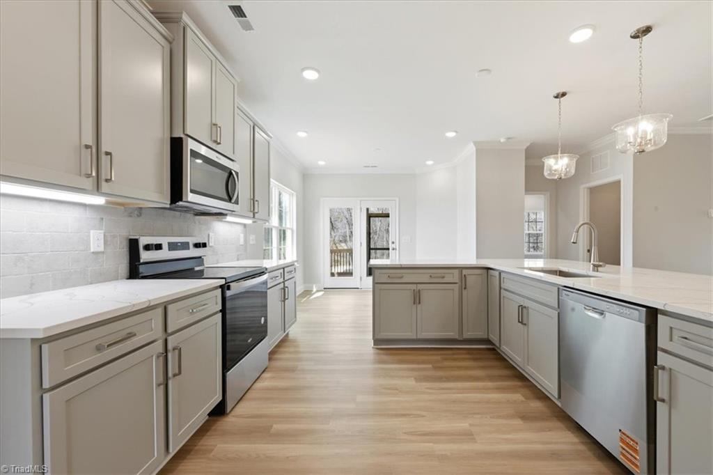 519 Valentine Court Graham, NC 27253 - Photo 11 of 42