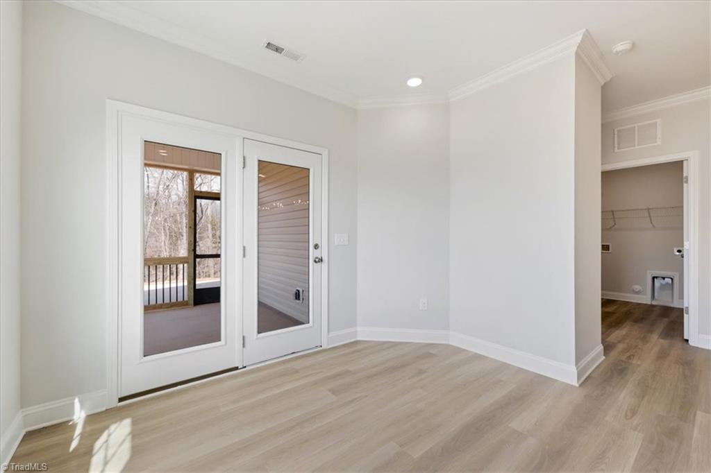 519 Valentine Court Graham, NC 27253 - Photo 5 of 42 breakfast nook