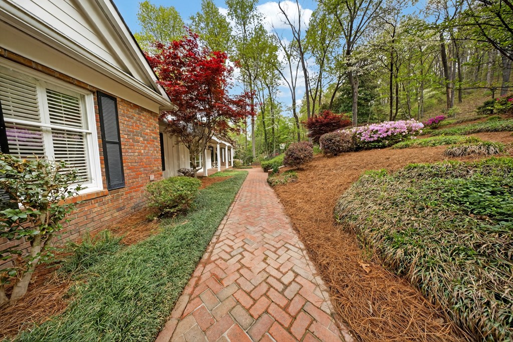 105 North Rainsong Road Dalton, GA 30720 - Photo 6 of 71 Gallery Image 6