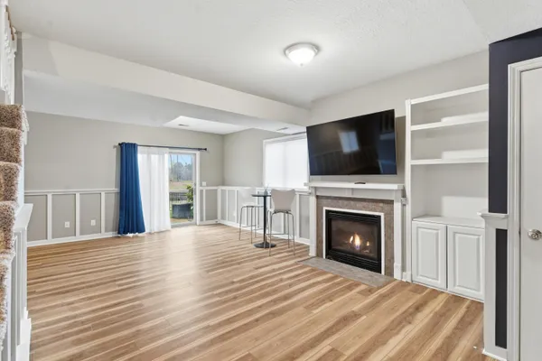 $585,000 | 7886 Finnagen Drive, Mattawan, MI 49071