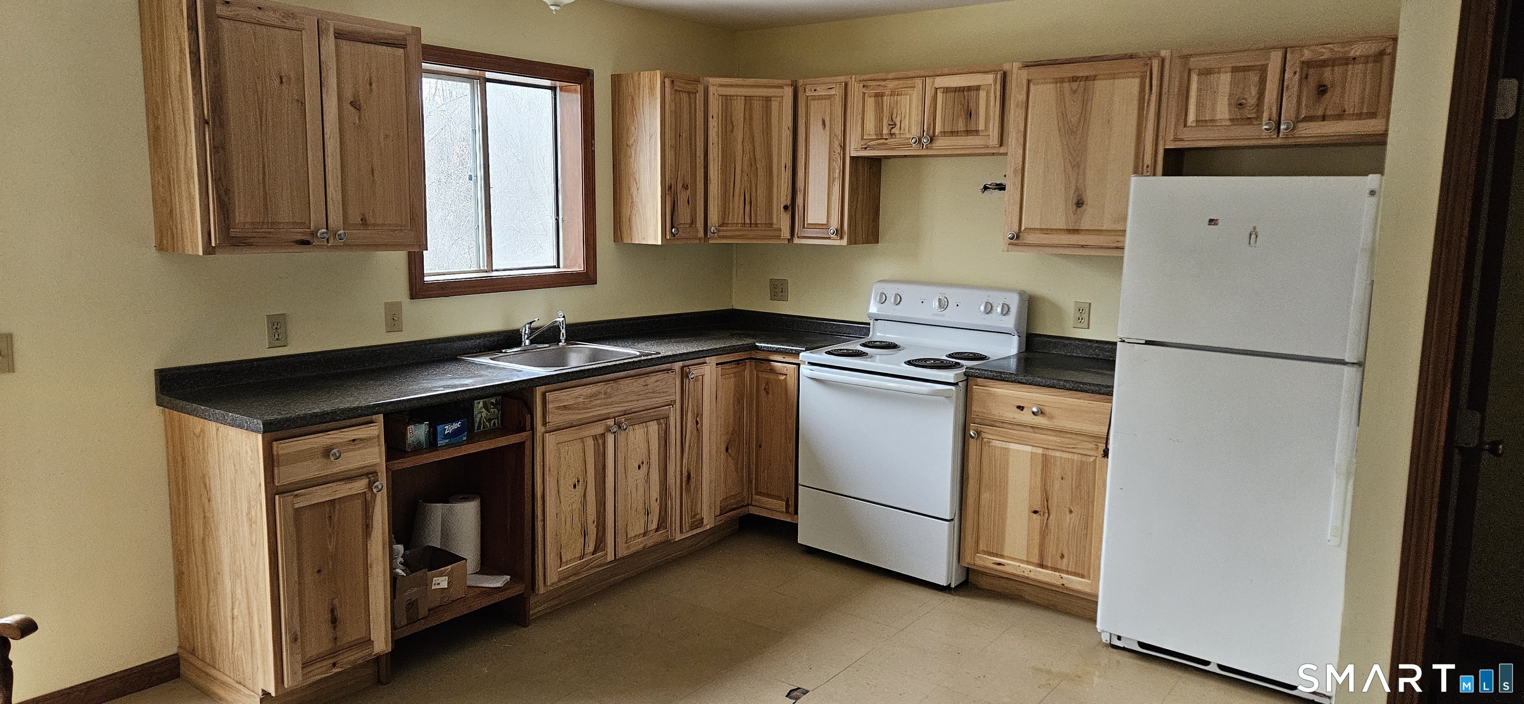 168 Mulloy Road, Unit 10 Waterbury, CT 06705 - Photo 3 of 16