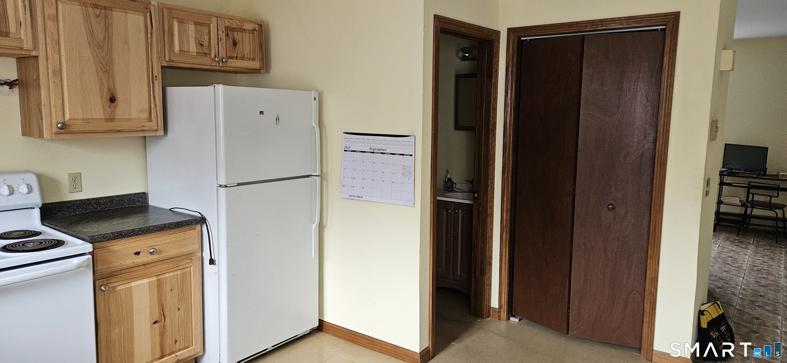 168 Mulloy Road, Unit 10 Waterbury, CT 06705 - Photo 5 of 16