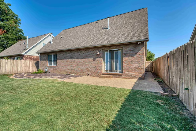 $259,900 | 6405 Highcroft Drive, Evansville, IN 47715