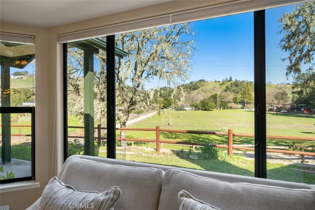 13205 Santa Lucia Road Atascadero, CA 93422 - Photo 14 of 56