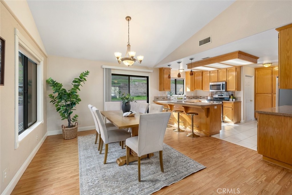 13205 Santa Lucia Road Atascadero, CA 93422 - Photo 17 of 56