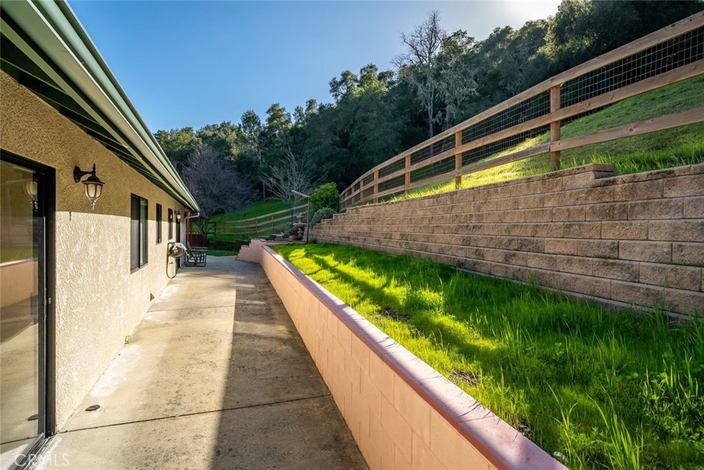 13205 Santa Lucia Road Atascadero, CA 93422 - Photo 52 of 56