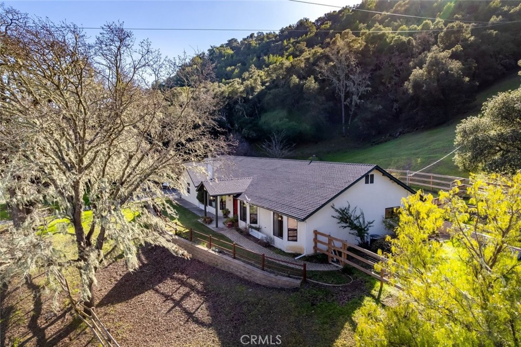 13205 Santa Lucia Road Atascadero, CA 93422 - Photo 8 of 56