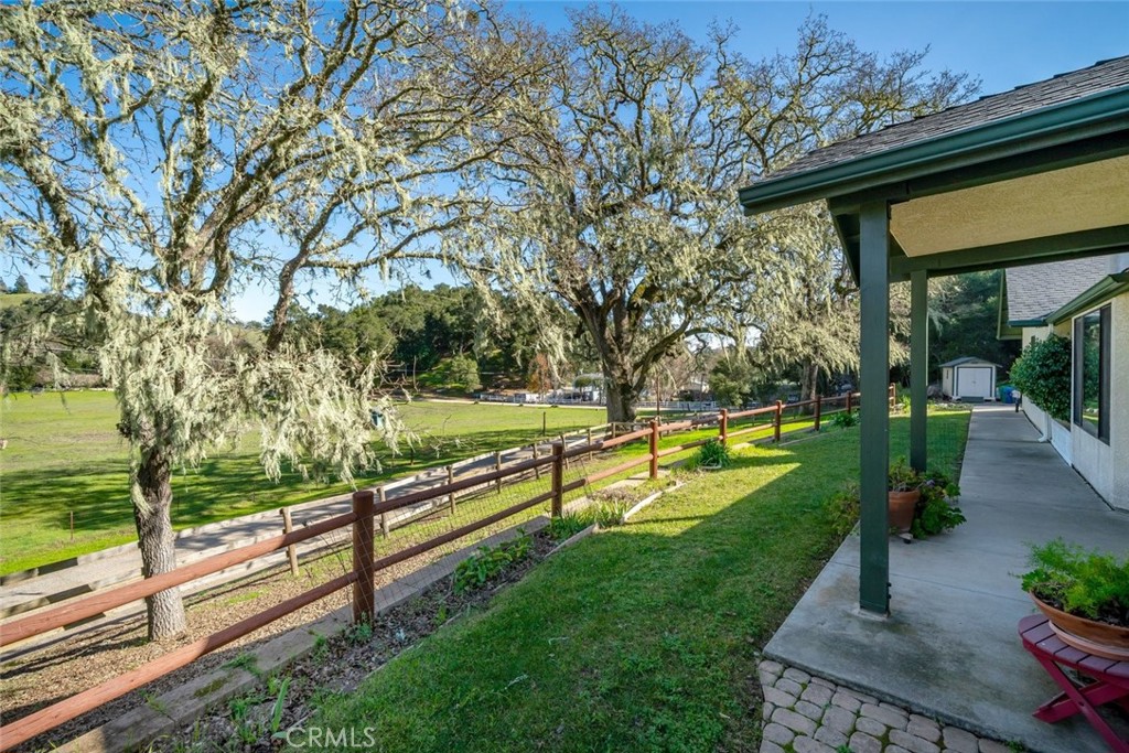 13205 Santa Lucia Road Atascadero, CA 93422 - Photo 9 of 56