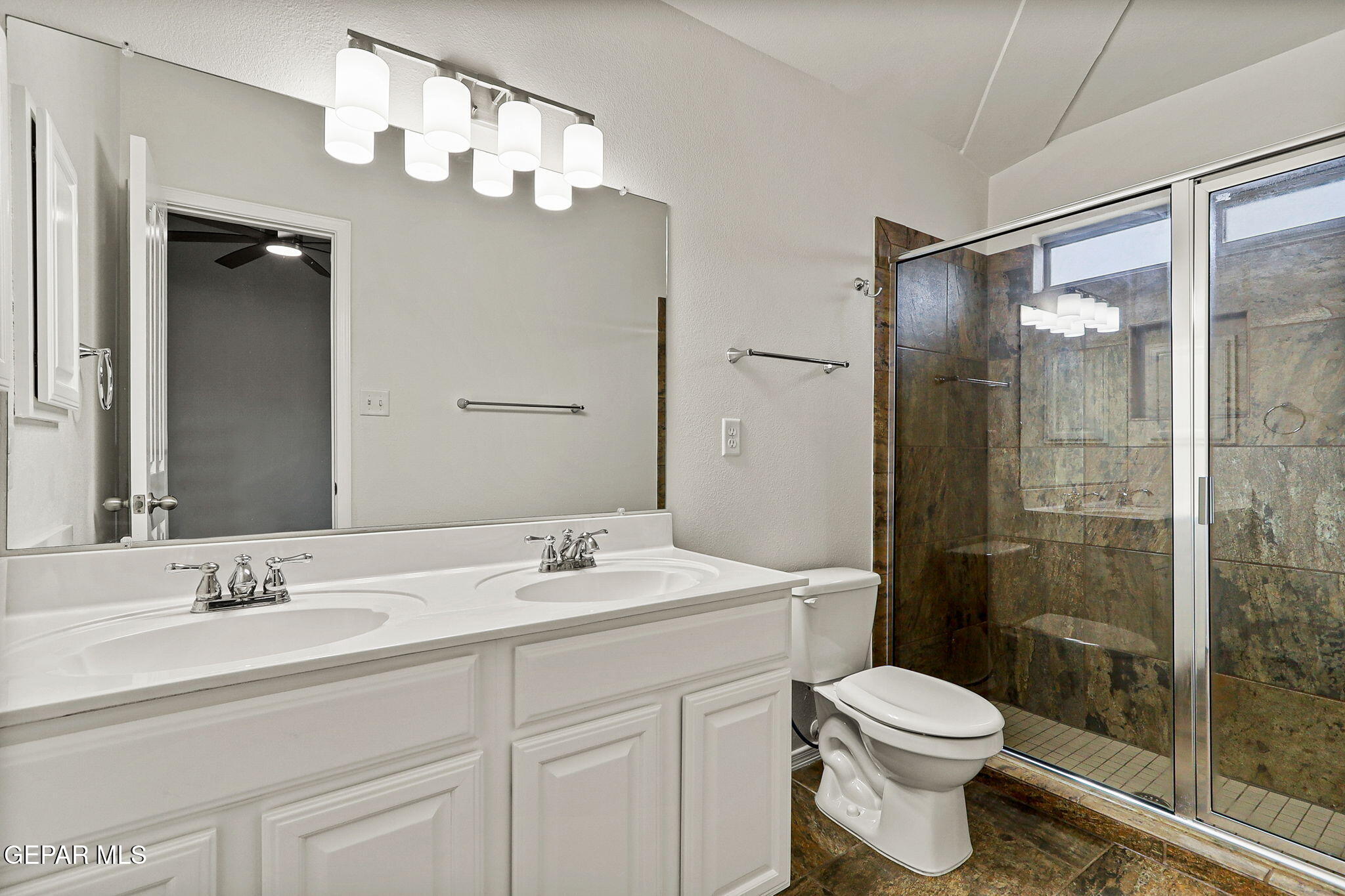 4945 Silver Ranch Avenue El Paso, TX 79934 - Photo 22 of 39 40-web-or-mls-IMG_0680