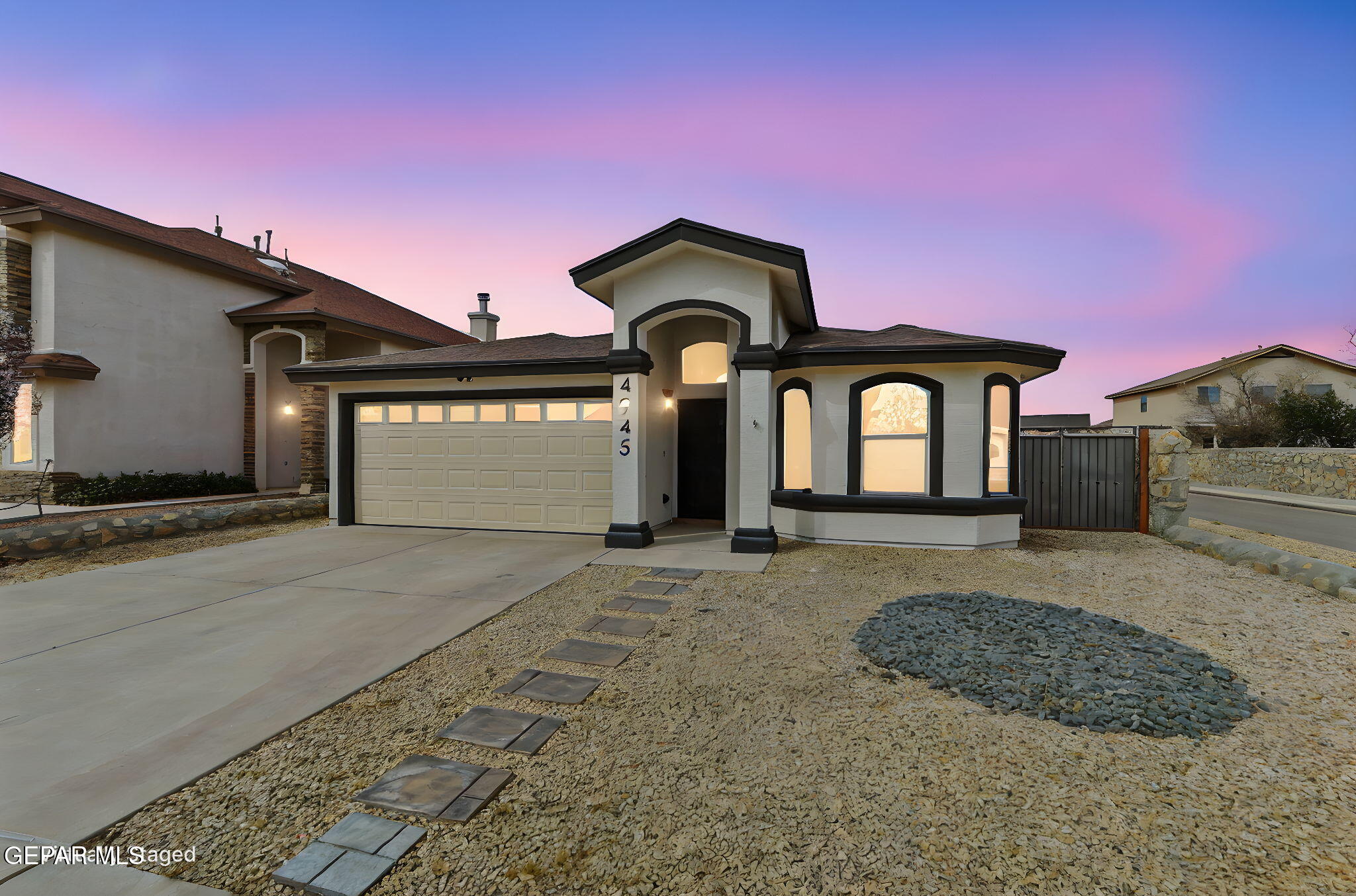 4945 Silver Ranch Avenue El Paso, TX 79934 - Photo 4 of 39 9-web-or-mls-IMG_0539 day to dusk