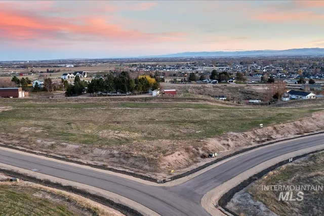 $1,699,900 | 8085 Quail Hollow Drive, Middleton, ID 83644